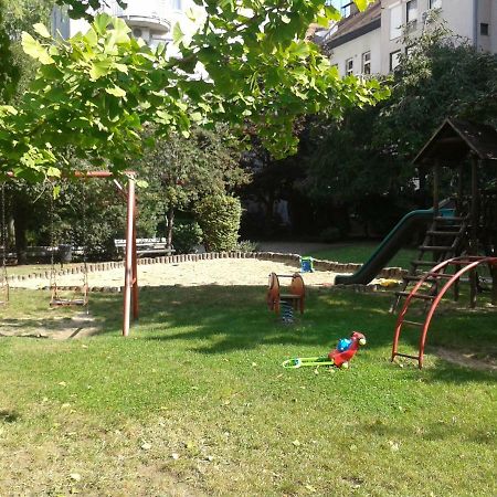 Lily Apartman Budapest Exterior photo